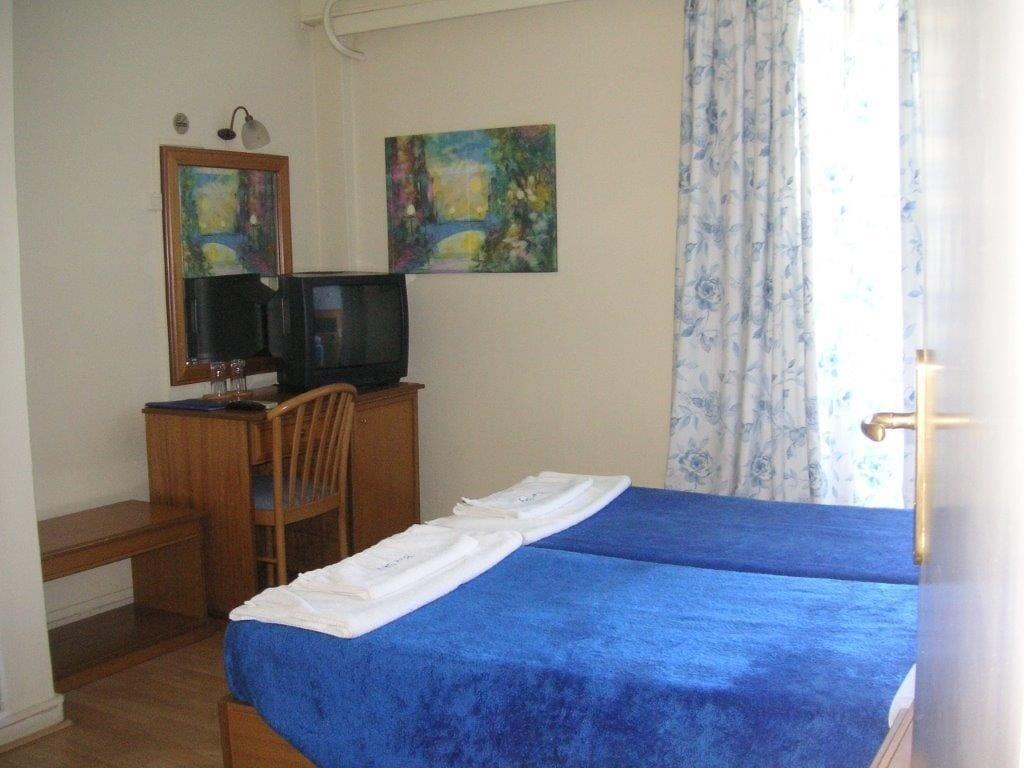 Blue Sky Hotel Glyfáda Luaran gambar
