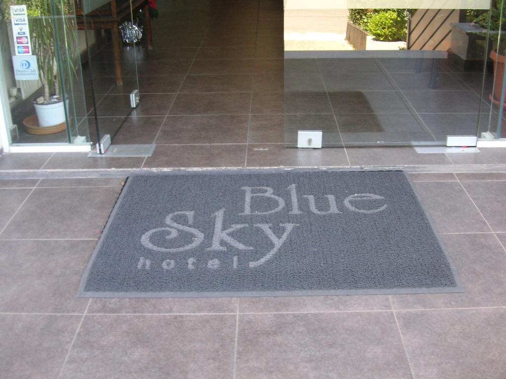Blue Sky Hotel Glyfáda Luaran gambar